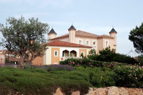 The White Lotus Château de La Messardière