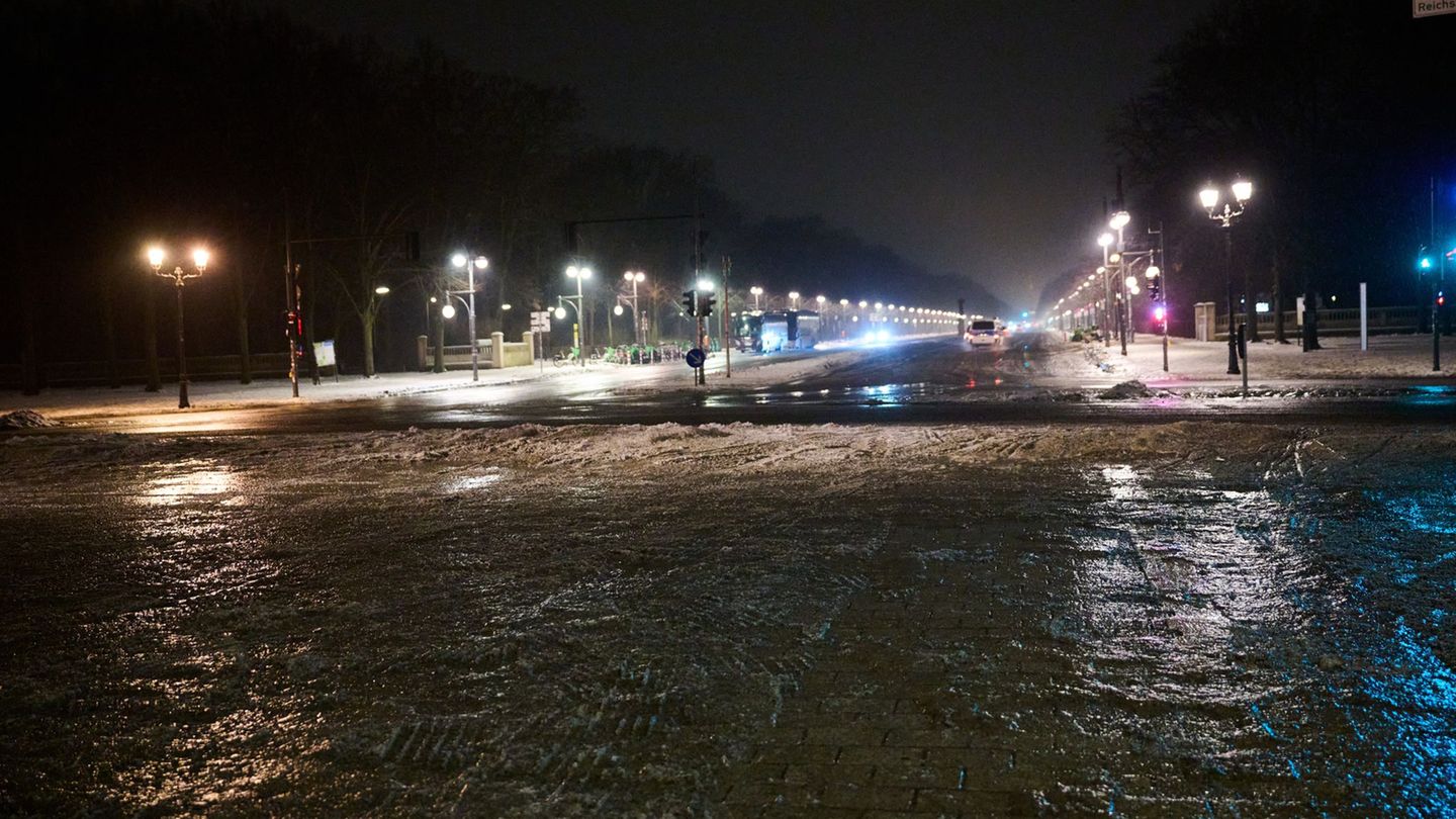 Wetter: Glatteis in Berlin - Polizei meldet nur wenige Unfälle