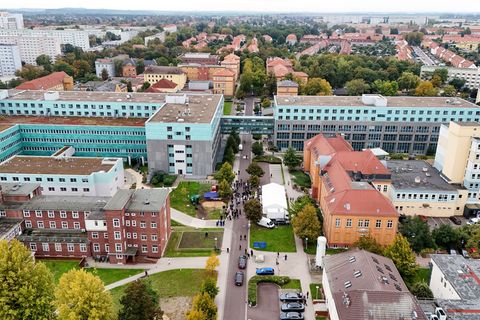 Die Universitätsmedizin Magdeburg hat das Magdeburger Zentrum für Zell- und Immuntherapien gegründet. (Archivbild) Foto: Peter G