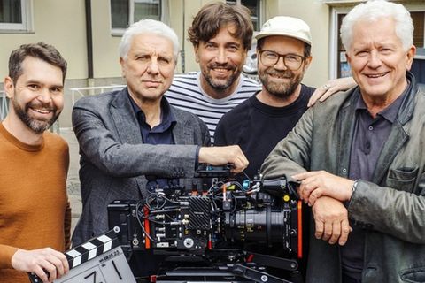 Tatort: Udo Wachtveitl (2.v.l.) und Miroslav Nemec (r.) als Sonntagskrimi-