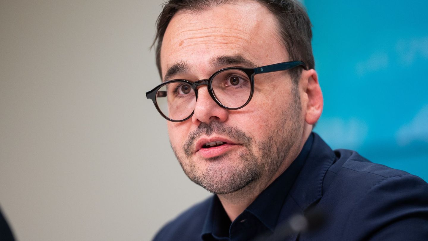 Brandenburgs CDU-Fraktionschef Jan Redmann will mit einer möglichen SPD/CDU-Koalition Vertrauen bei Wählern zurückgewinnen (Arch