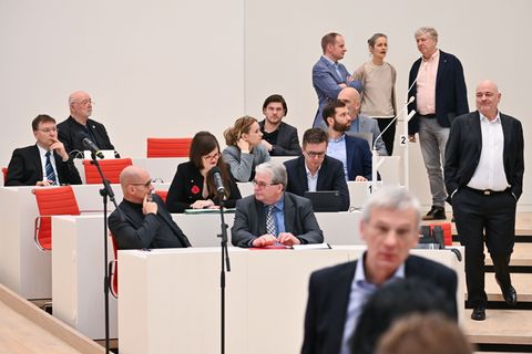Brandenburgs AfD-Fraktionschef Hans-Christoph Berndt sieht inhaltliche Überschneidungen mit dem BSW (Archivbild). Foto: Sebastia