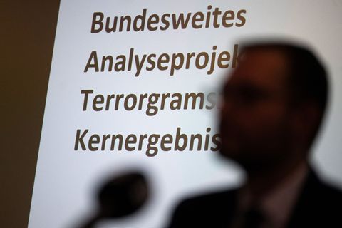 Ziel von "Terrorgram" ist es, mit Gewalt Chaos auszulösen und die gesellschaftliche Ordnung zum Einsturz zu bringen. Foto: Marij