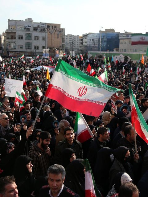 Merz prophezeit Ende des Regimes im Iran – ist das klug?