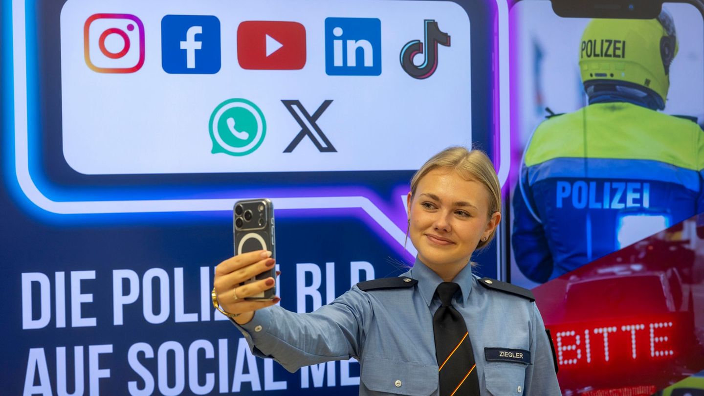 Vor allem auf Tiktok soll Laila Ziegler junge Leute für die Polizei begeistern. Foto: Helmut Fricke/dpa