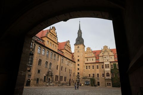 Für das Schloss Merseburg konnten 96 Objekte aus den Staatlichen Kunstsammlungen Dresden zugeordnet werden. (Archivbild) Foto: J