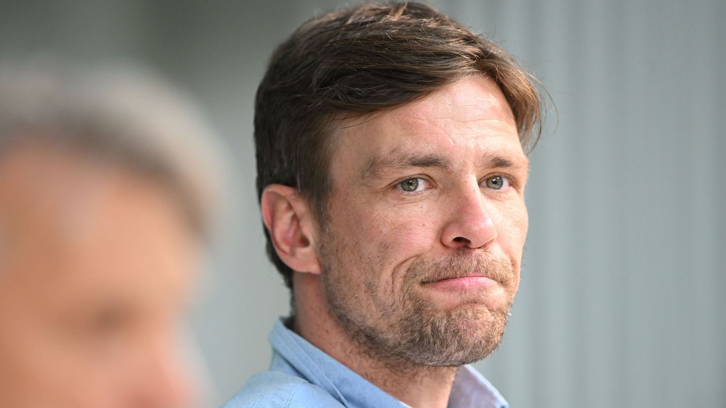 Werder Bremens Sport-Geschäftsführer Clemens Fritz. (Archivfoto) Foto: ---/dpa