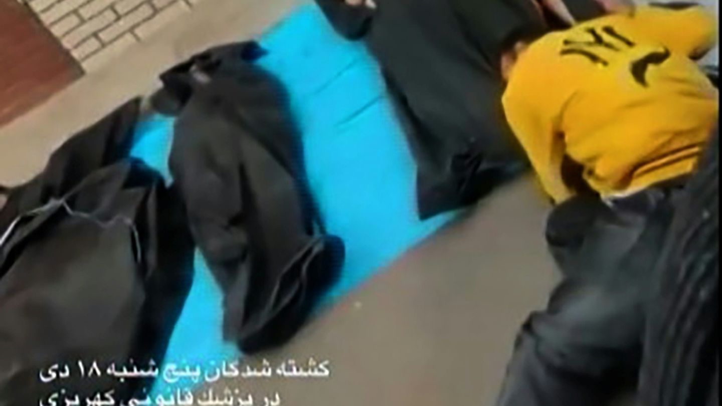 Trump-warnt-Teheran-vor-Hinrichtung-von-Demonstranten-und-droht-mit-scharfer-Reaktion