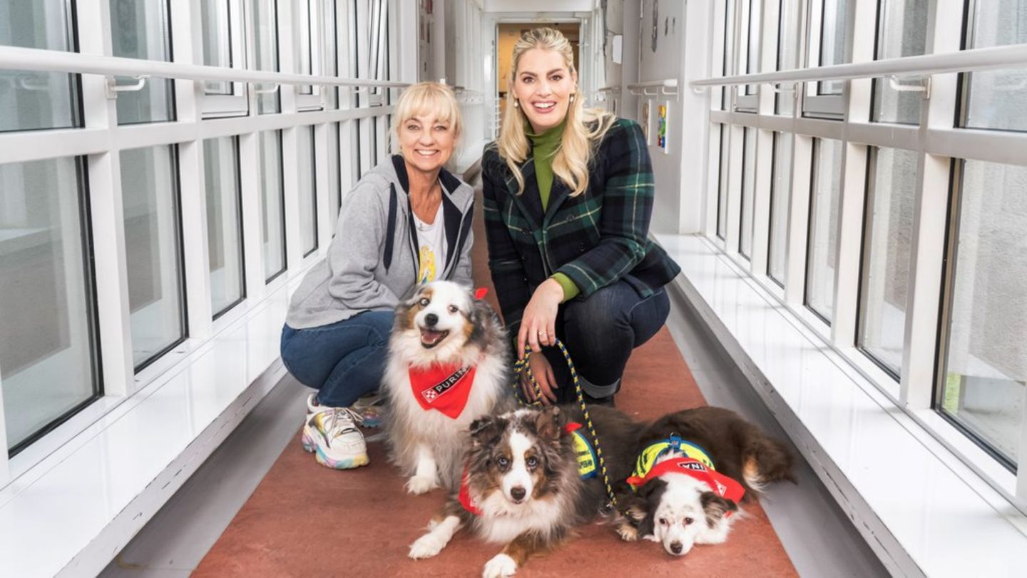Angelina Kirsch (r.) mit Jacqueline Boy, Gründerin der Kinderschutzengel.