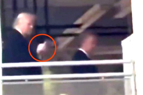 Trump zeigt Ford-Mitarbeiter Mittelfinger