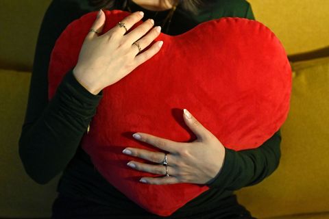 Für die Studie wurden Antworten von mehr als 17.000 jungen Menschen ausgewertet. Foto: Elisa Schu/dpa