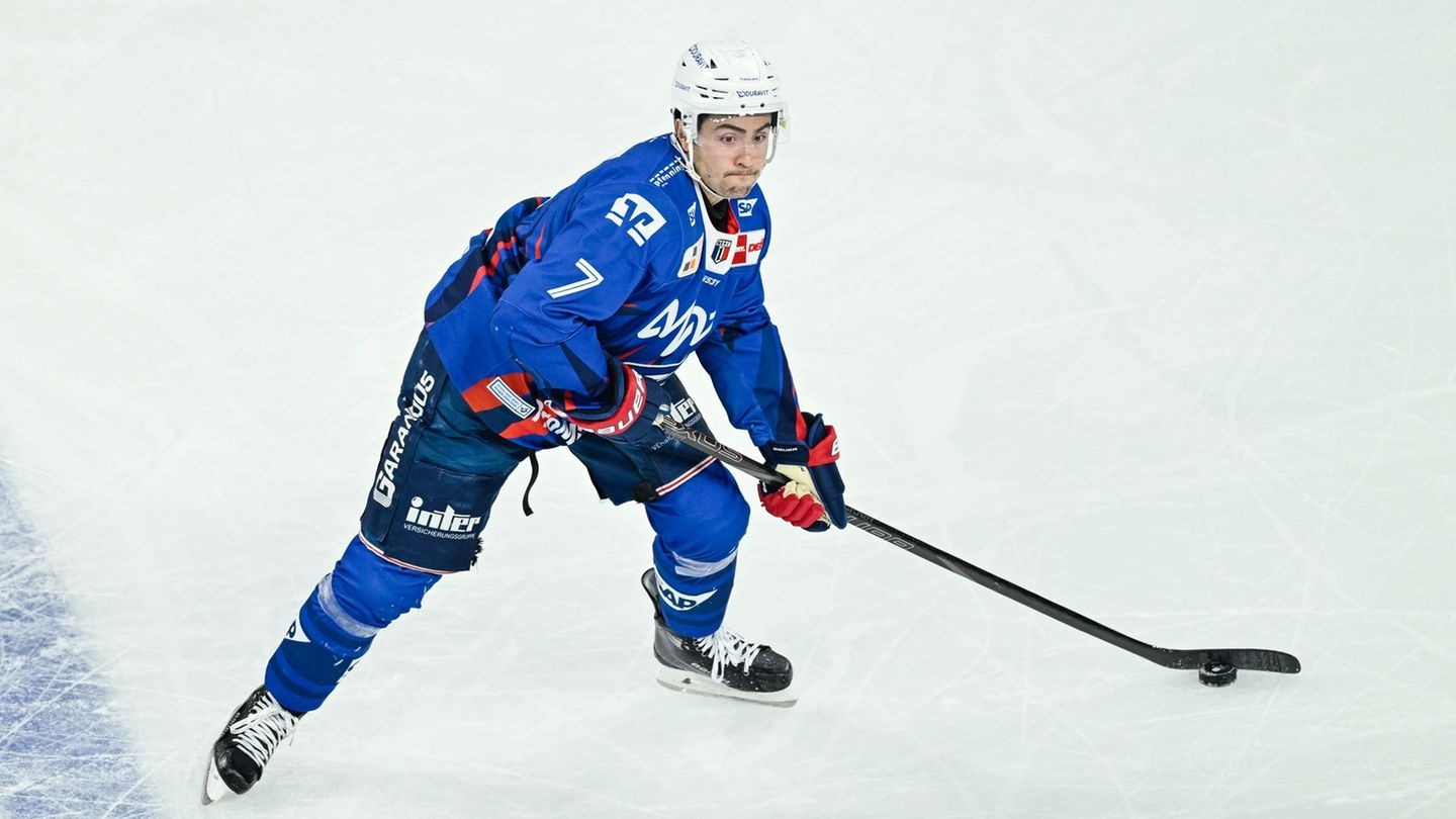 Bleibt den Adlern treu: Verteidiger John Gilmour. (Archivbild) Foto: Uwe Anspach/dpa