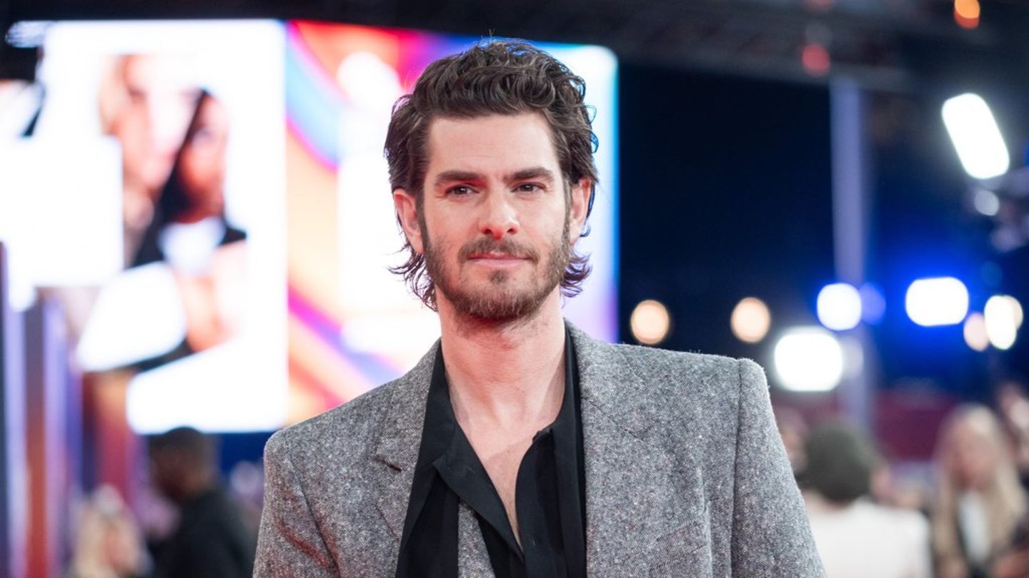 Andrew Garfield hat seinen alten Look hinter sich gelassen.