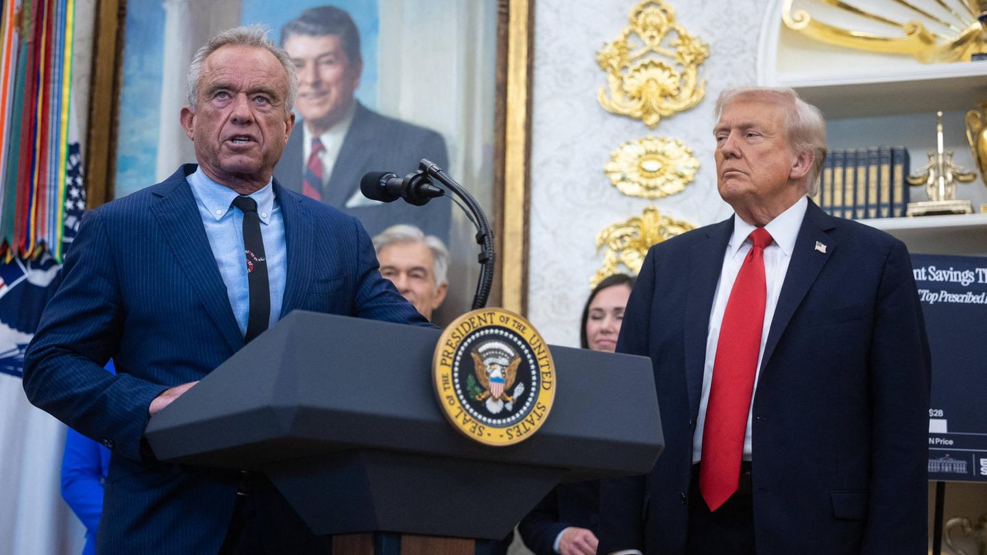 Robert F. Kennedy Jr. und US-Präsident Donald Trump