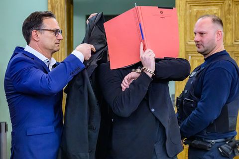 Der 27-Jährige soll mit einem Auto einen Polizisten erfasst und so tödlich verletzt haben. Foto: Patrick Pleul/dpa