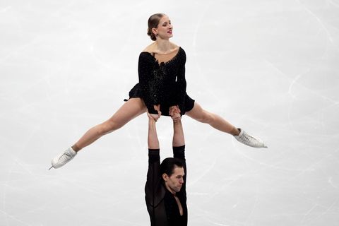 Minerva Hase und Nikita Volodin liegen nach dem Kurzprogramm bei der EM auf dem zweiten Platz. Foto: Mike Egerton/PA Wire/dpa
