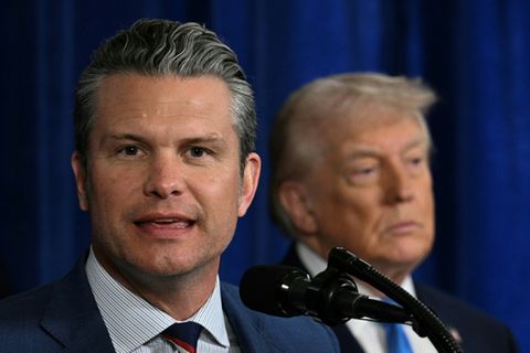 Pentagonchef Hegseth mit Präsident Trump