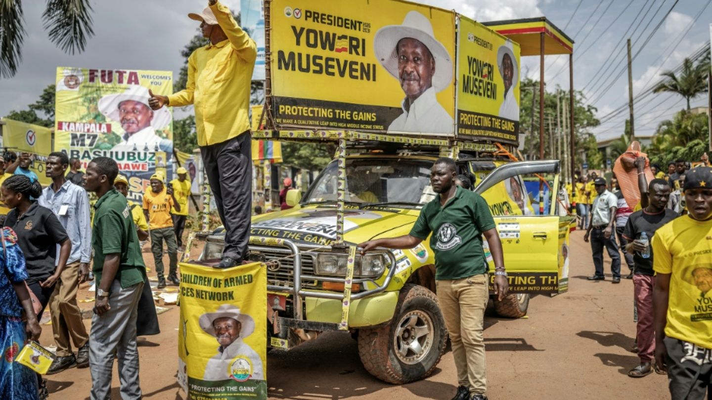 Anhänger von Museveni im Wahlkampf