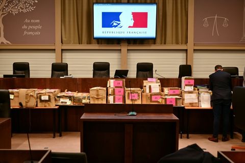 Gerichtsakten im Fall Apollonia