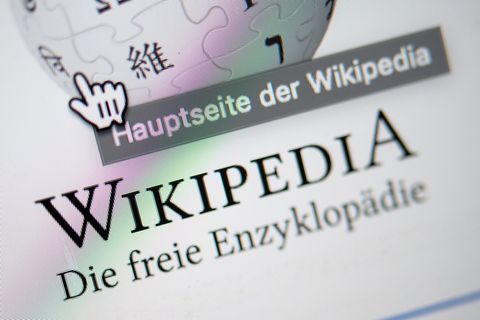 Wikipedia feiert am 15. Januar ihr 25-jähriges Bestehen. (Archivbild) Foto: Sebastian Gollnow/dpa