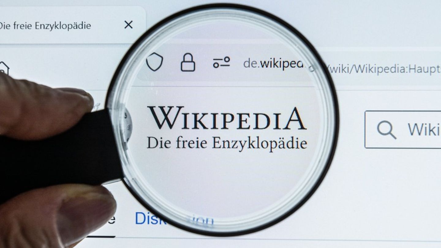 Die Wikipedia wird 25 Jahre alt.