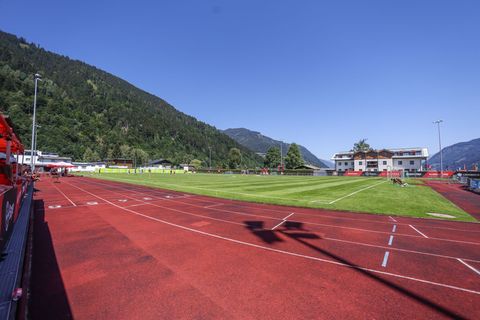 Leverkusen fährt zur Saisonvorbereitung nicht mehr nach Österreich. (Archivbild) Foto: Tim Rehbein/dpa