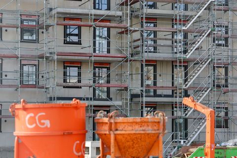 Bis 2035 steigt der Bedarf an Sozialwohnungen in Sachsen einer Studie des Pestel-Instituts zufolge auf rund 120.000. (Symbolbild