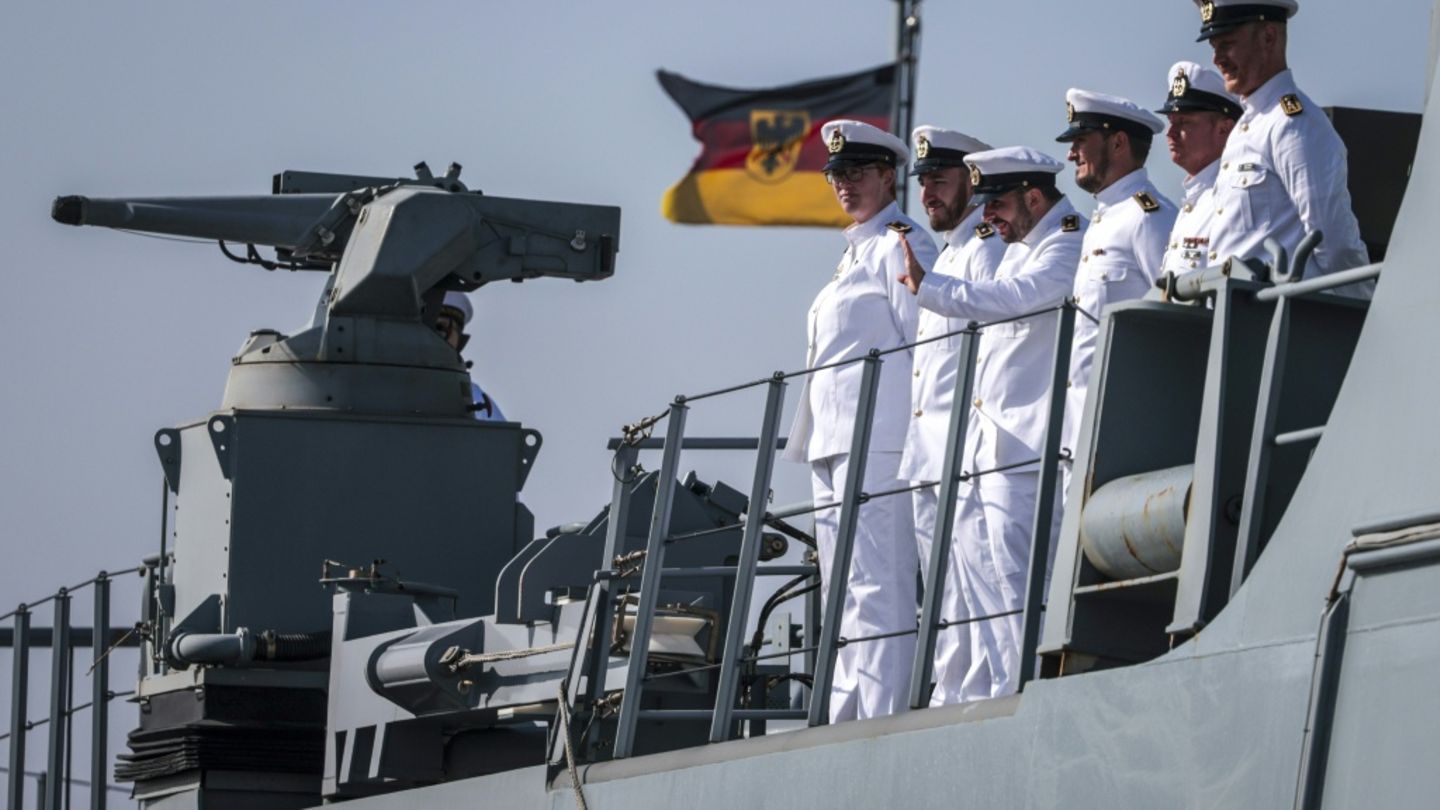 Soldaten auf Marine-Schiff
