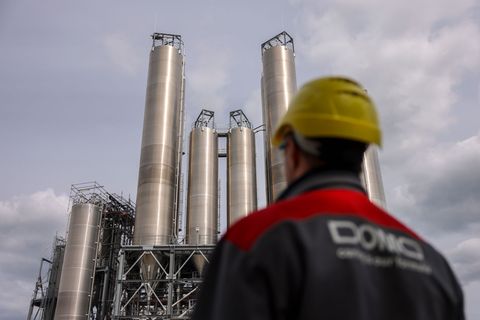 Durch die Hilfe des Landes bleibt mehr Zeit, um einen Investor für den Domo-Standort in Leuna zu finden. (Archivbild) Foto: Jan