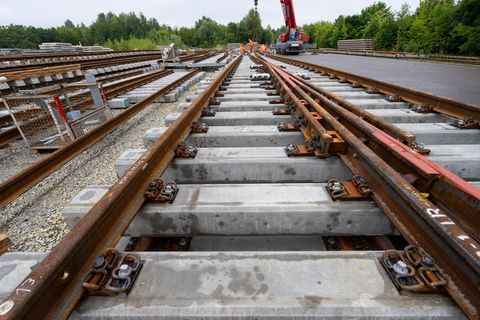 Milliarden fehlen, Baustart verschoben: Der Bund stoppt die Finanzierungszusage für die Mitte-Deutschland-Verbindung, die für sc