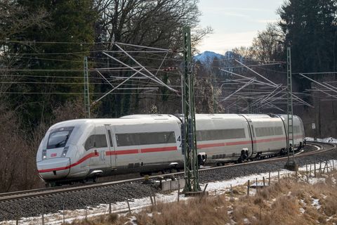 Ein Gleisneubau im Inntal soll in der Zukunft schnellere Zugverbindungen über den Brenner nach Italien bringen. Foto: Peter Knef