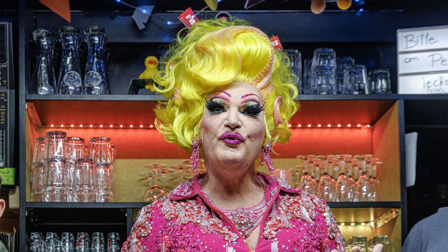 Travestiekünstlerin Olivia Jones erarbeitet ein neues Konzept für die "Wilden Jungs". (Archivbild) Foto: Markus Scholz/dpa