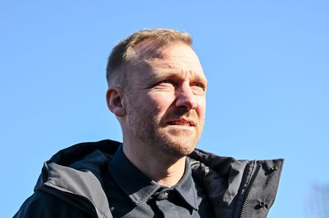 Er hat in Portugal einen Neuen für den FC Augsburg gefunden: Sportchef Benni Weber. Foto: Harry Langer/dpa