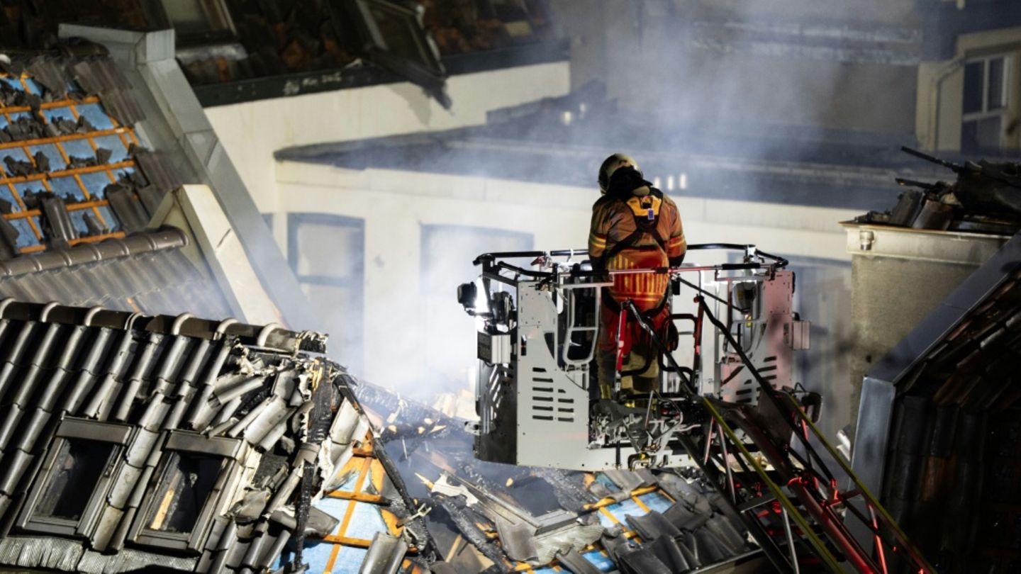 Mindestens vier Verletzte bei Explosion und Feuer in niederländischer Stadt Utrecht