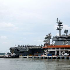 Mehrere US-Medien berichten, dass der Flugzeugträger auf dem Weg in den Nahen Osten sei (Archivbild). Foto: Fazry Ismail/Pool EP