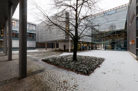 Aus Sicht der Staatsanwaltschaft handelte die Angeklagte grausam und aus Habgier. (Archivbild) Foto: Michael Reichel/dpa