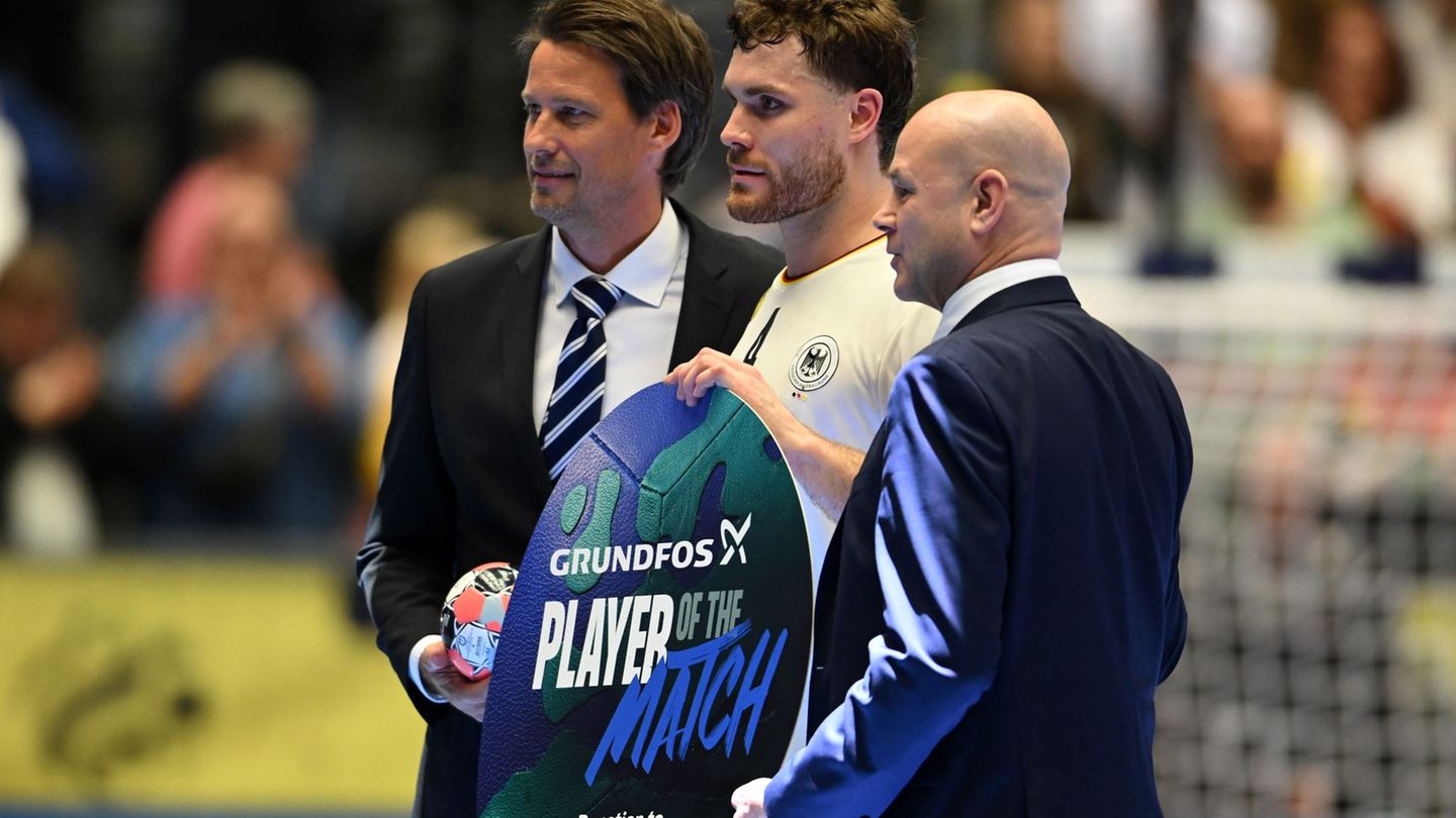 Johannes Golla lieferte zum EM-Auftakt eine überragende Leistung ab. Foto: Sina Schuldt/dpa