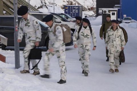 Soldaten sind in Grönland eingetroffen.