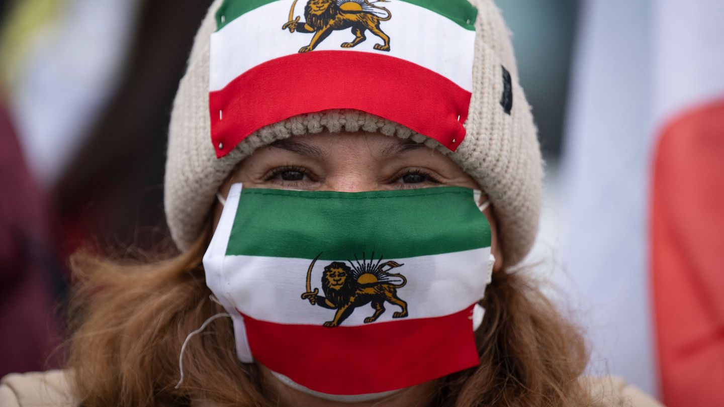 Der Sächsische Flüchtlingsrat und die Grünen fordern ein Abschiebestopp für Asylbewerber aus dem Iran. (Symbolbild) Foto: Boris