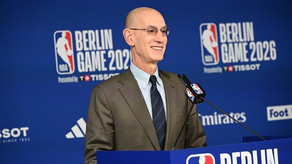 Adam Silver bei einer Pressekonferenz