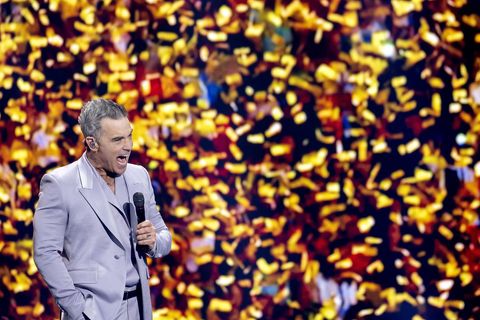 Robbie Williams on stage