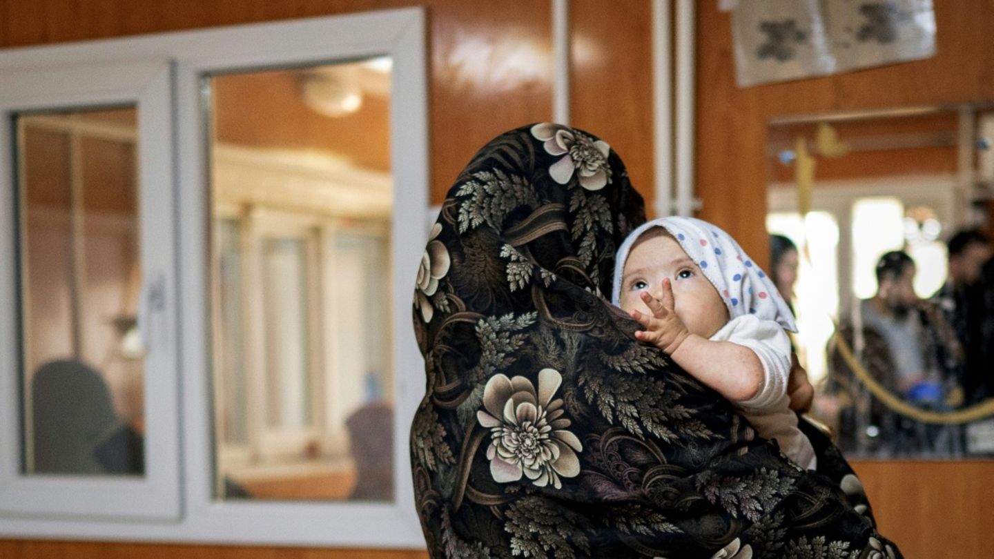 Frau und Kind in Afghanistan