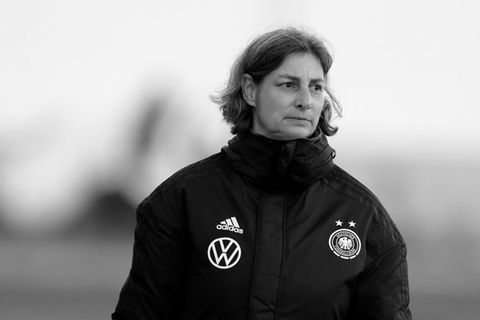 Nach ihrer aktiven Karriere war Anouschka Bernhard als Nachwuchstrainerin beim DFB tätig.