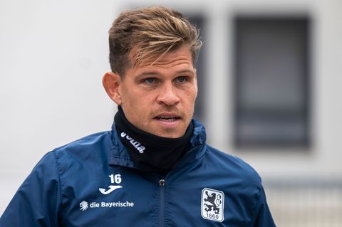 Einer der vielen Ausfälle bei 1860 München: Stürmer Florian Niederlechner. (Archivbild) Foto: Peter Kneffel/dpa