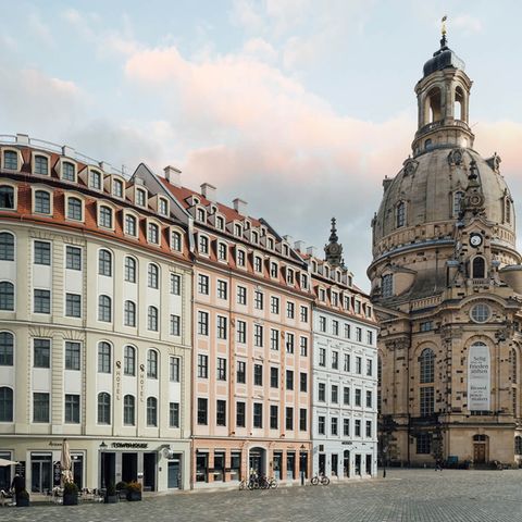 Die Revo-Gruppe betreibt rund 250 Hotels – darunter auch das Vagabond Townhouse Hotel in Dresden (siehe Foto). Jetzt hat die Gruppe für rund 140 ihrer Gesellschaften Insolvenz in Eigenverwaltung eingereicht. Darunter sind 125 Hotels mit etwa 5500 Mitarbeitern in Deutschland und Österreich, die aber weitergeführt werden sollen, wie das Unternehmen weiter mitteilte
