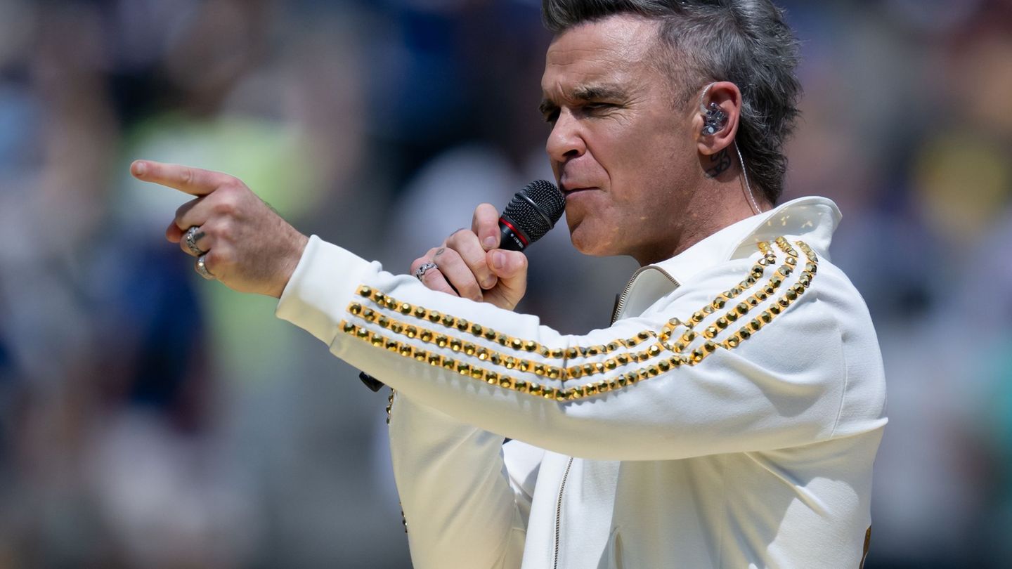 Robbie Williams hat ein neues Album auf den Markt gebracht. (Archivbild) Foto: Sven Hoppe/dpa
