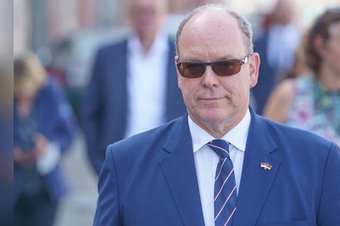 Fürst Albert II. von Monaco hat sich einer dermatologischen Behandlung unterzogen.
