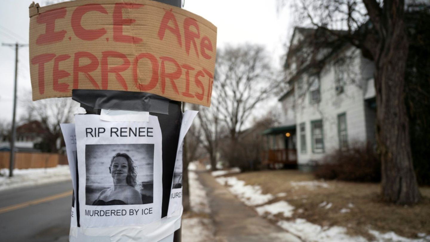 Protest gegen den gewaltsamen Tod von Renee Nicole Good in Minneapolis