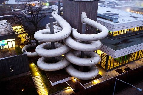 Bei der Norddeutschen Wasserrutschen-Meisterschaft in der Salztherme Lüneburg (Salü) treten Profis und Amateure an. Foto: Jörn H