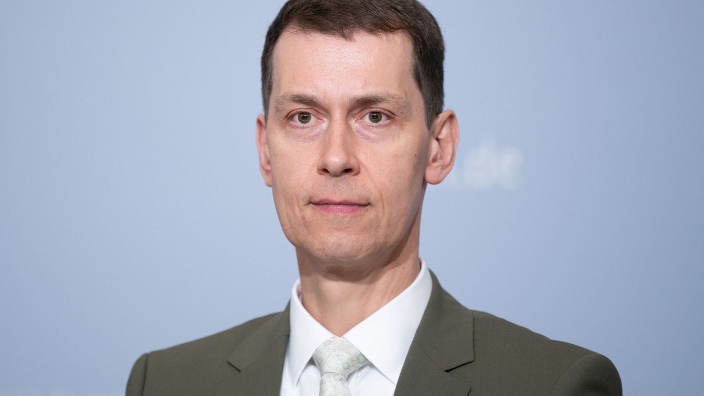 Der Präsident der Landesdirektion Sachsen, Béla Bélafi, hält eine tiefgreifende Staatsmodernisierung für möglich.(Archivbild) Fo